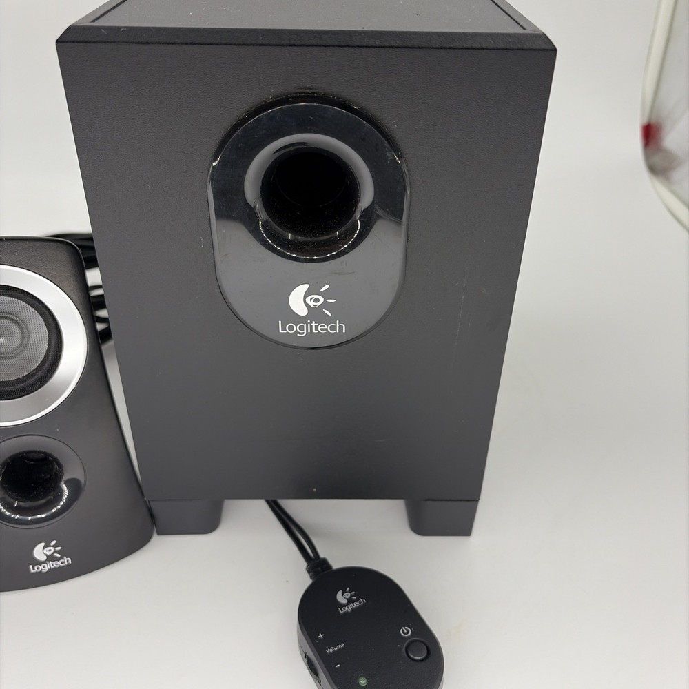 Logitech Z313 Speaker System for TV Home Computer MAC or PC