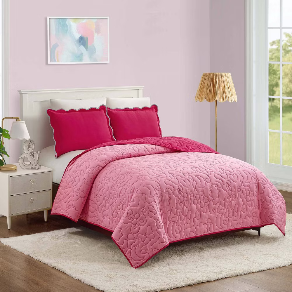 Prism Full/Queen Pink Icon Quilted Comforter