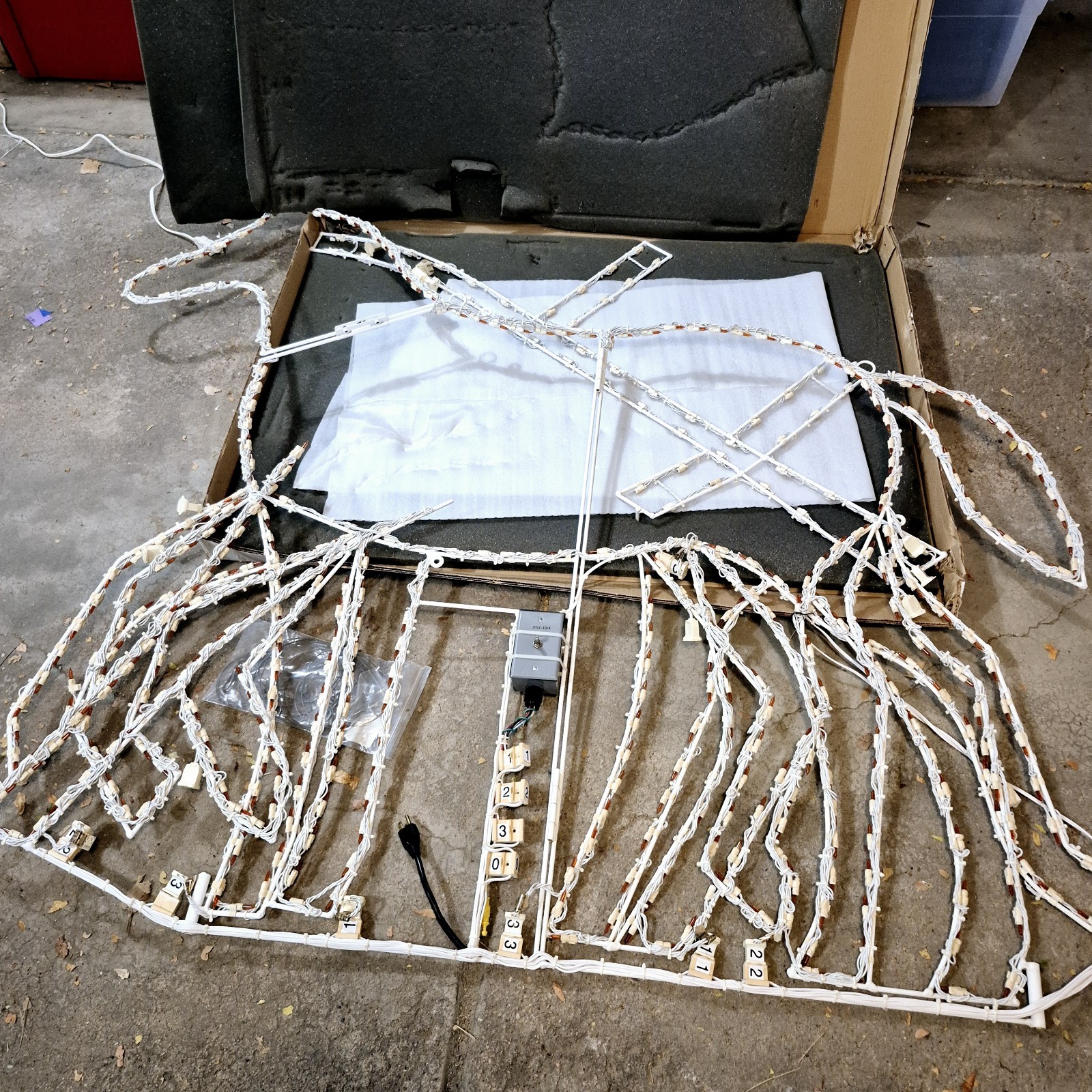 Holiday Lighting Specialists Christmas Animated Running Horse Outdoor 5 Ft Tall