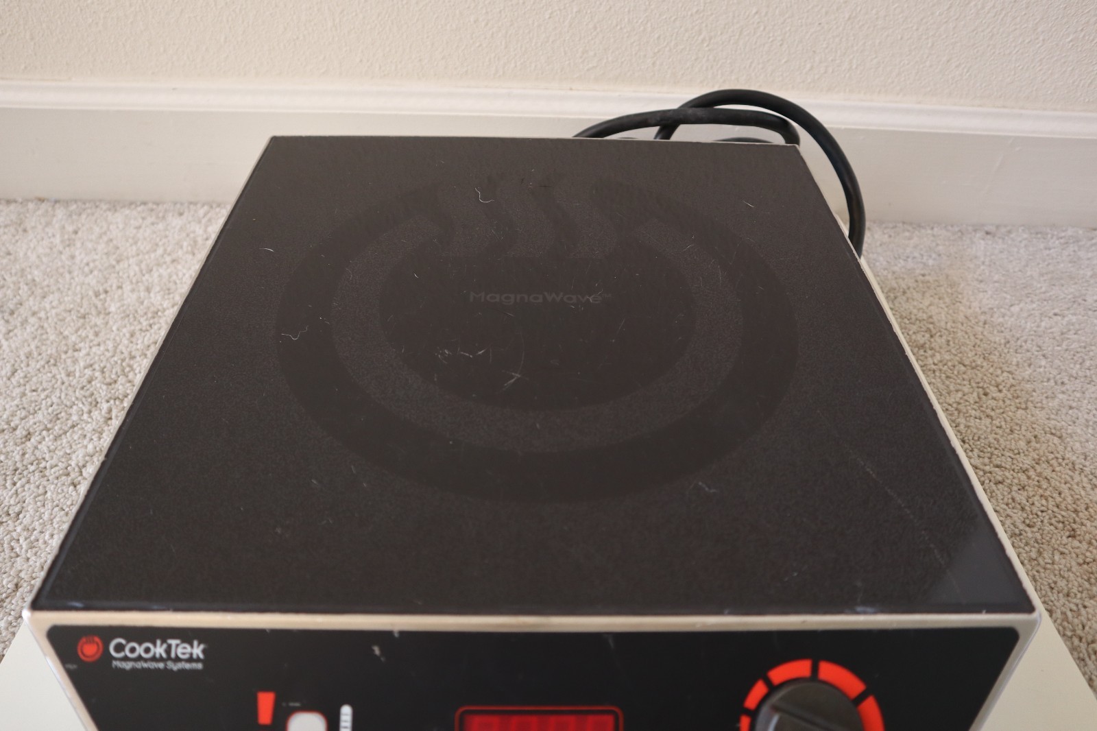 Cooktek MC2500 induction cooktop 208-240V
