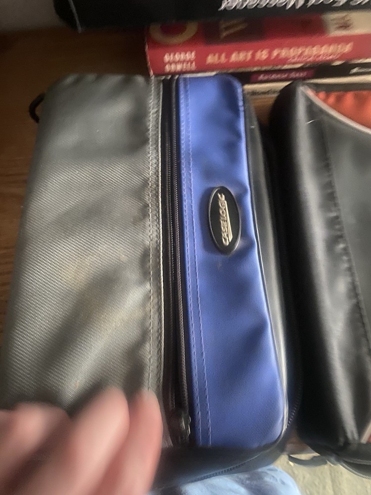 4 case logic dvd cd binders