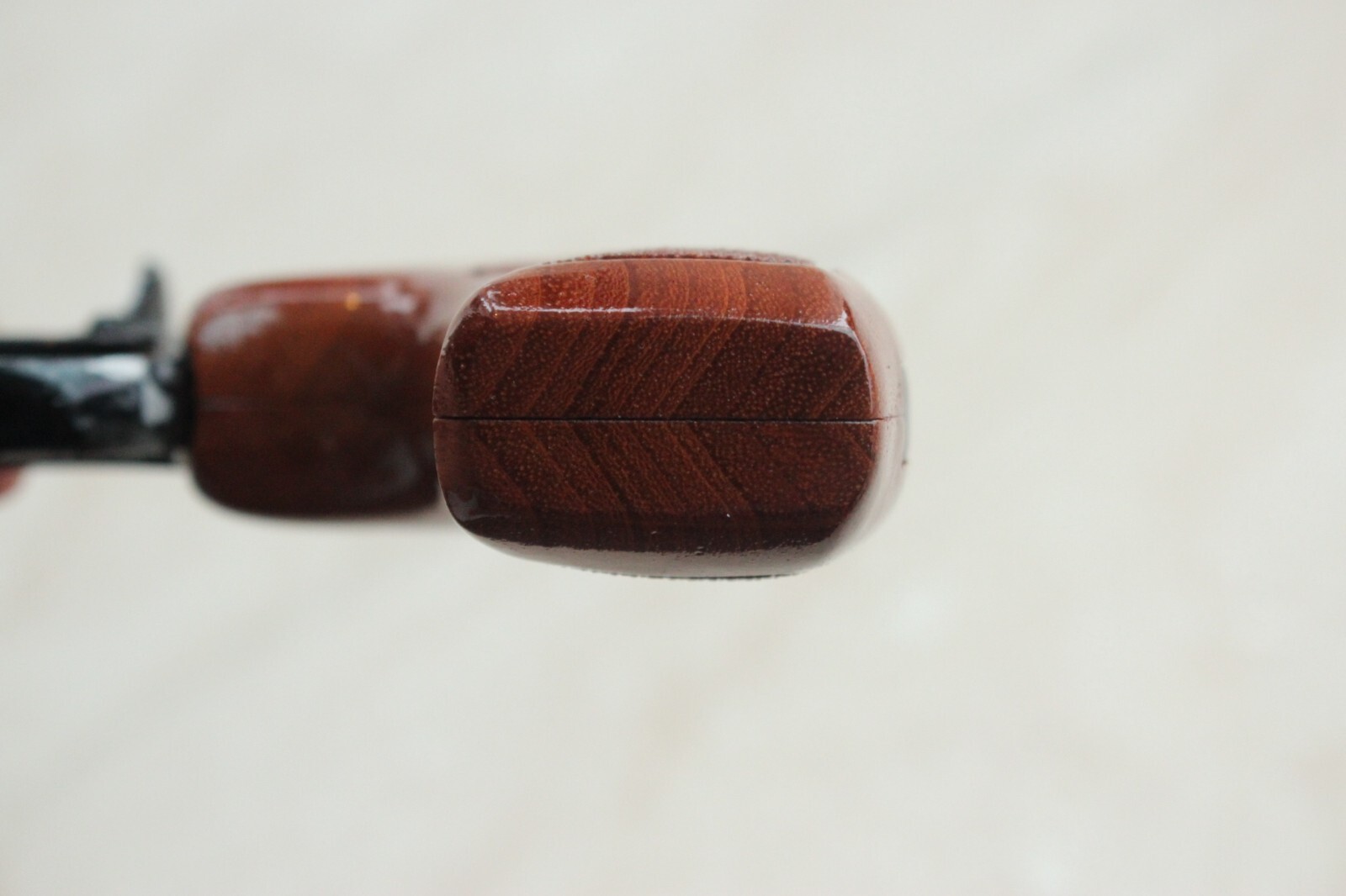 TARGET GRIPS FOR S&W K, L FRAME MODEL 686, 66 ROUND BUTT SAPELE WOOD # RANDOM