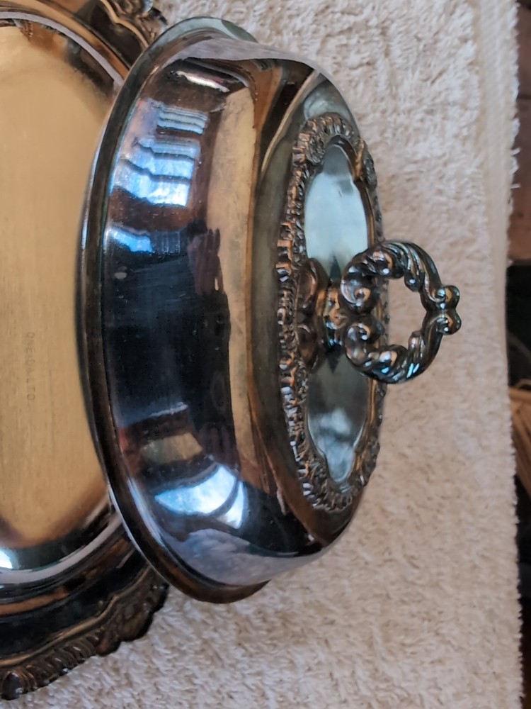 Silver plate Candy Dish With Lid.