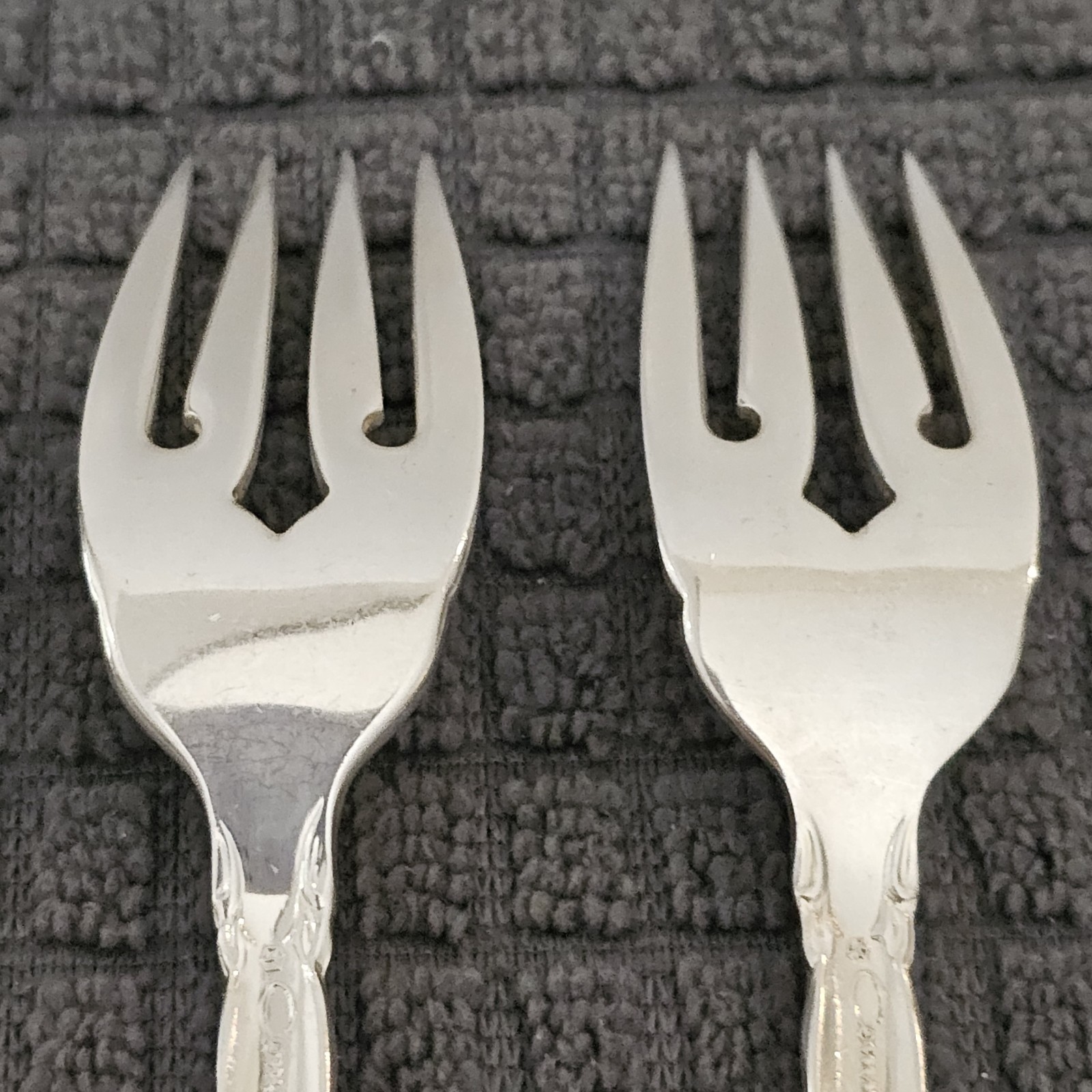 Silver Artistry Community Silverplate Set of 4 Salad Forks 1965