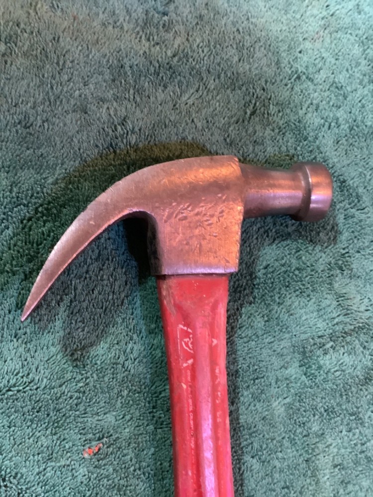 Plumb 1lb 6oz, carpenter hammer