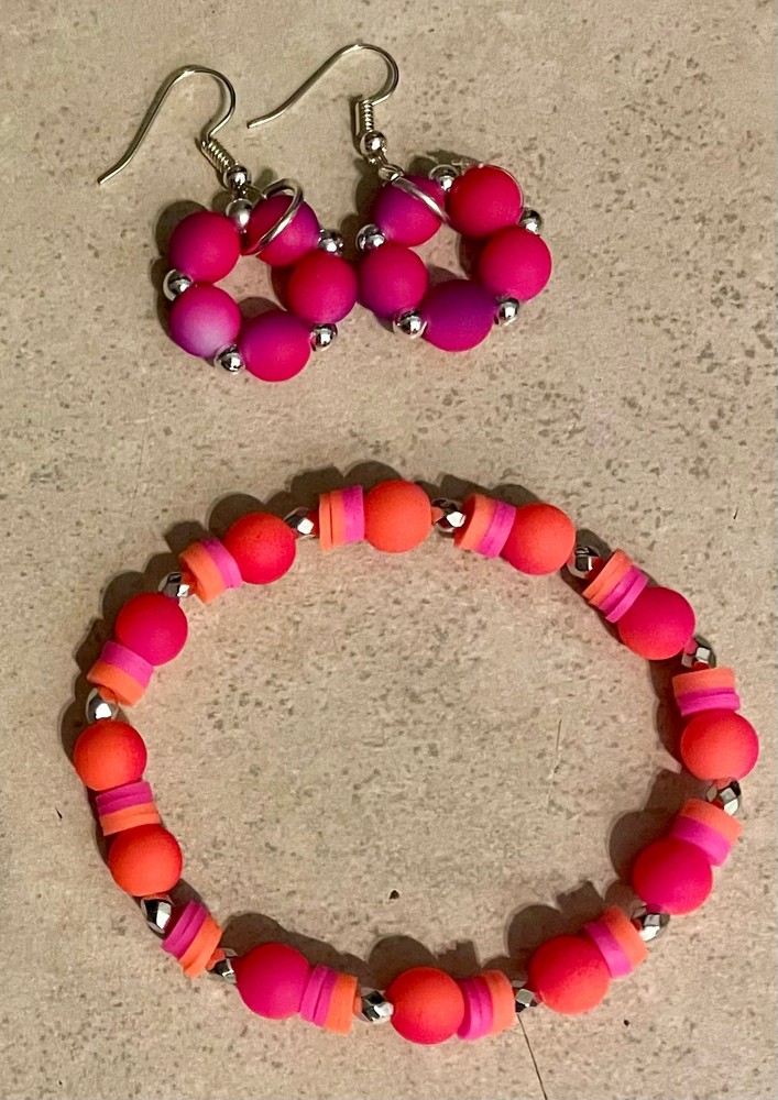 Pretty in Pink Earring& Bracelet Set