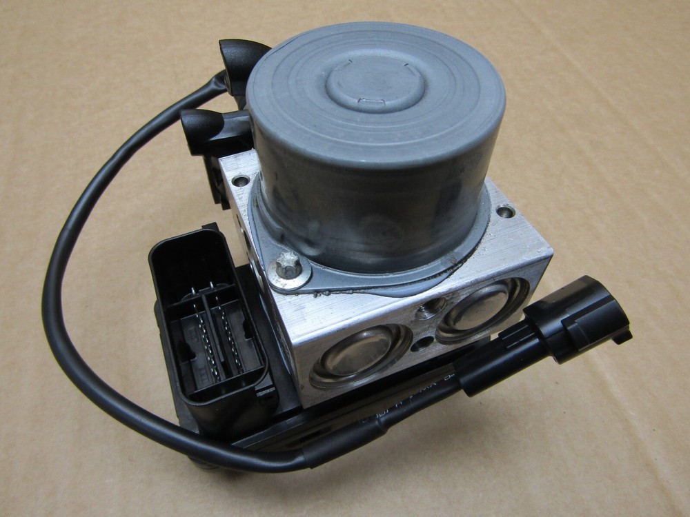 Zero SR/F14.4 2020 10,268 miles ABS pump control module (13944)