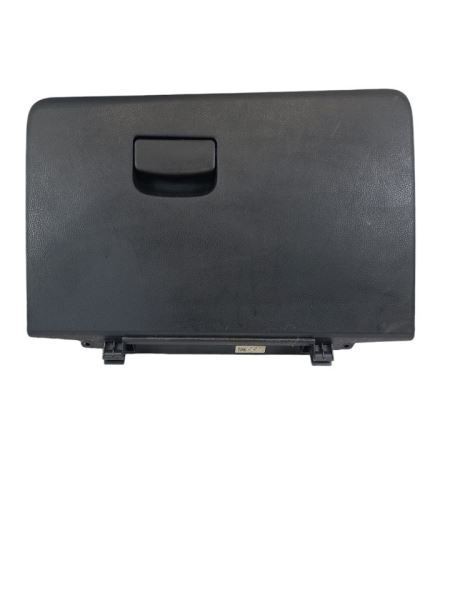 86        2017 Glove Box 594049