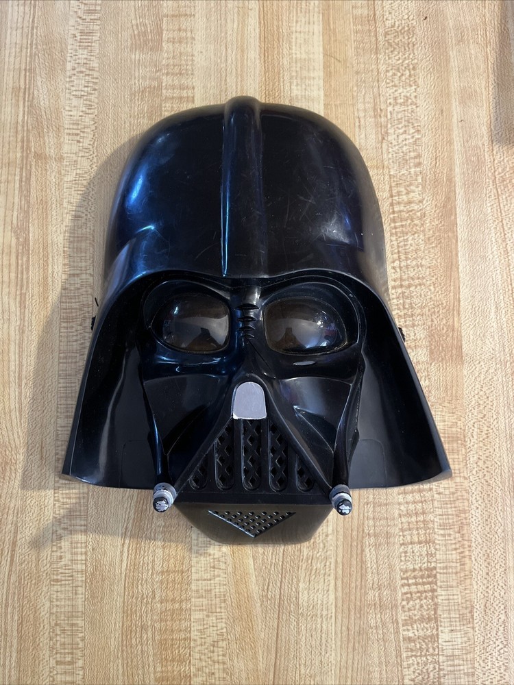 Star Wars Darth Vader Mask 2005 plastic