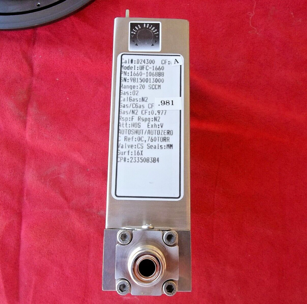 UNIT Model UFC-1660 mass flow controller 9 21 4e