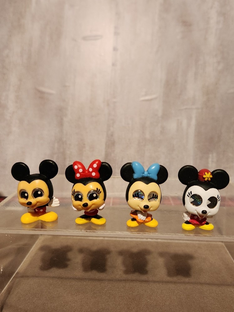 Doorables Mickey & Minnie Mouse  Figurines