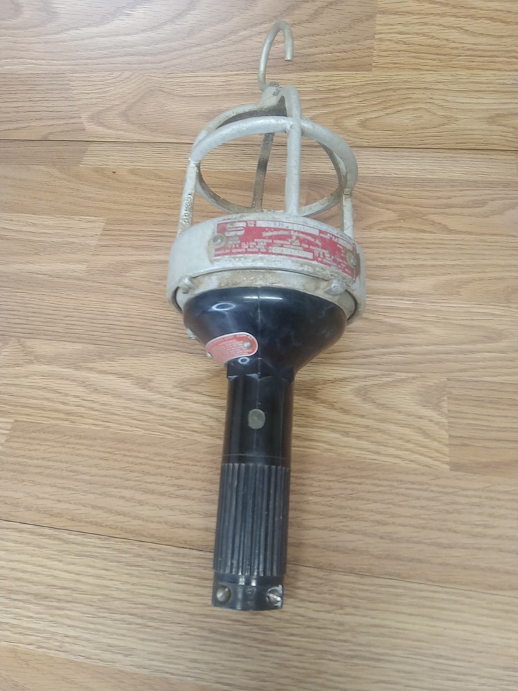 Crouse Hinds EVH106 Explosion Proof Hand Light Model 70