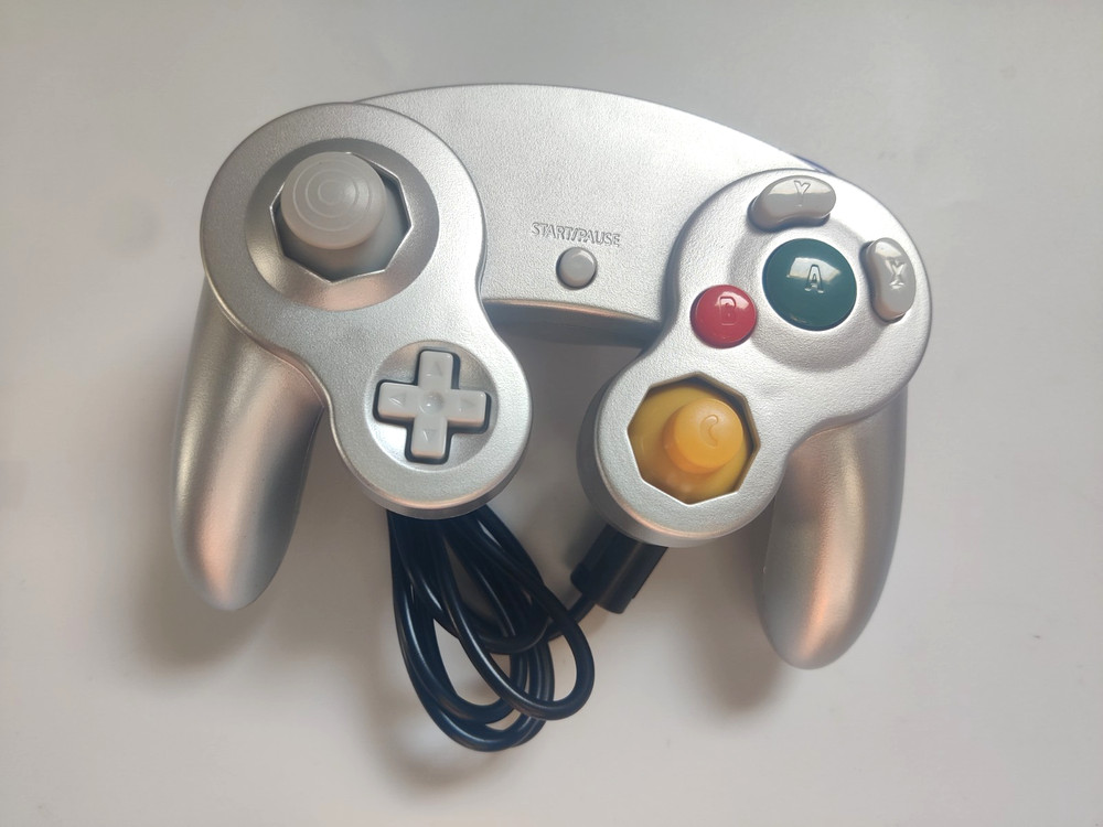 Silver Wired GameCube Controller Compatible with Nintendo GameCube, Wii & Wii U