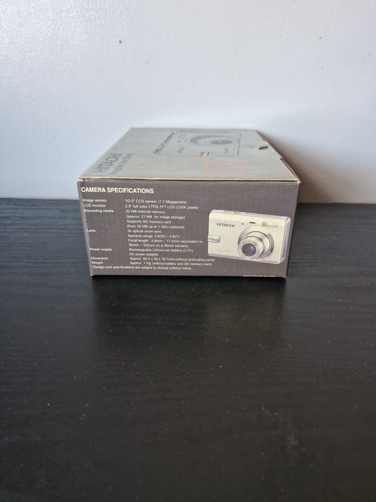 Hitachi Digital Camera HDC-756E 7.0MP Silver