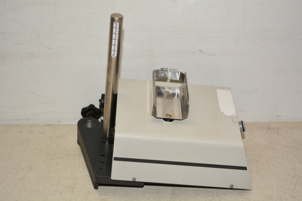 Retsch DR100 Vibratory Feeder #B125