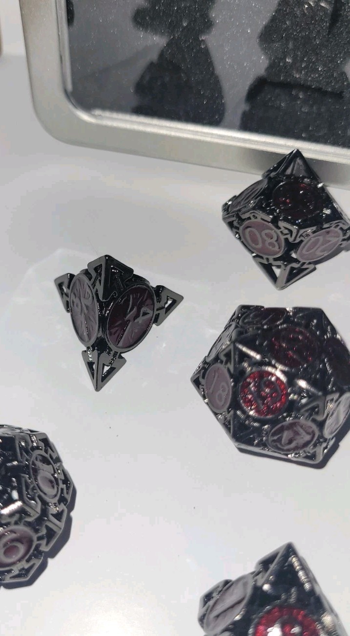 7PCS Hollow Metal Dice Set Polyhedral RPG Dice with Case