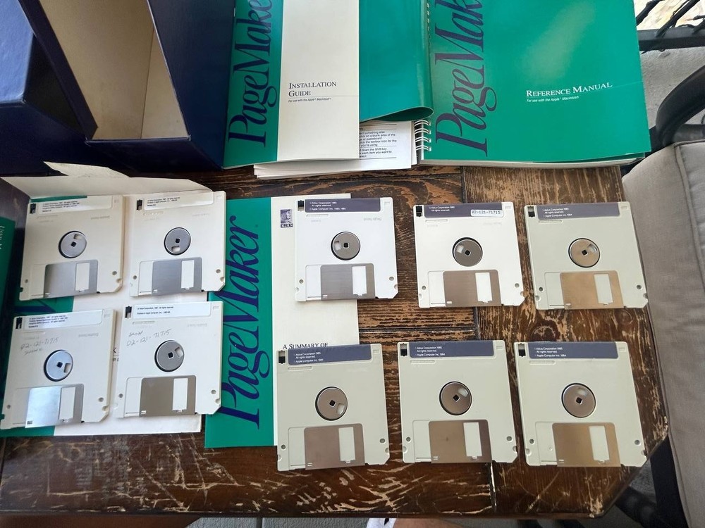 Aldus PageMaker Macintosh Boxed Software Large Disk Lot Manuals