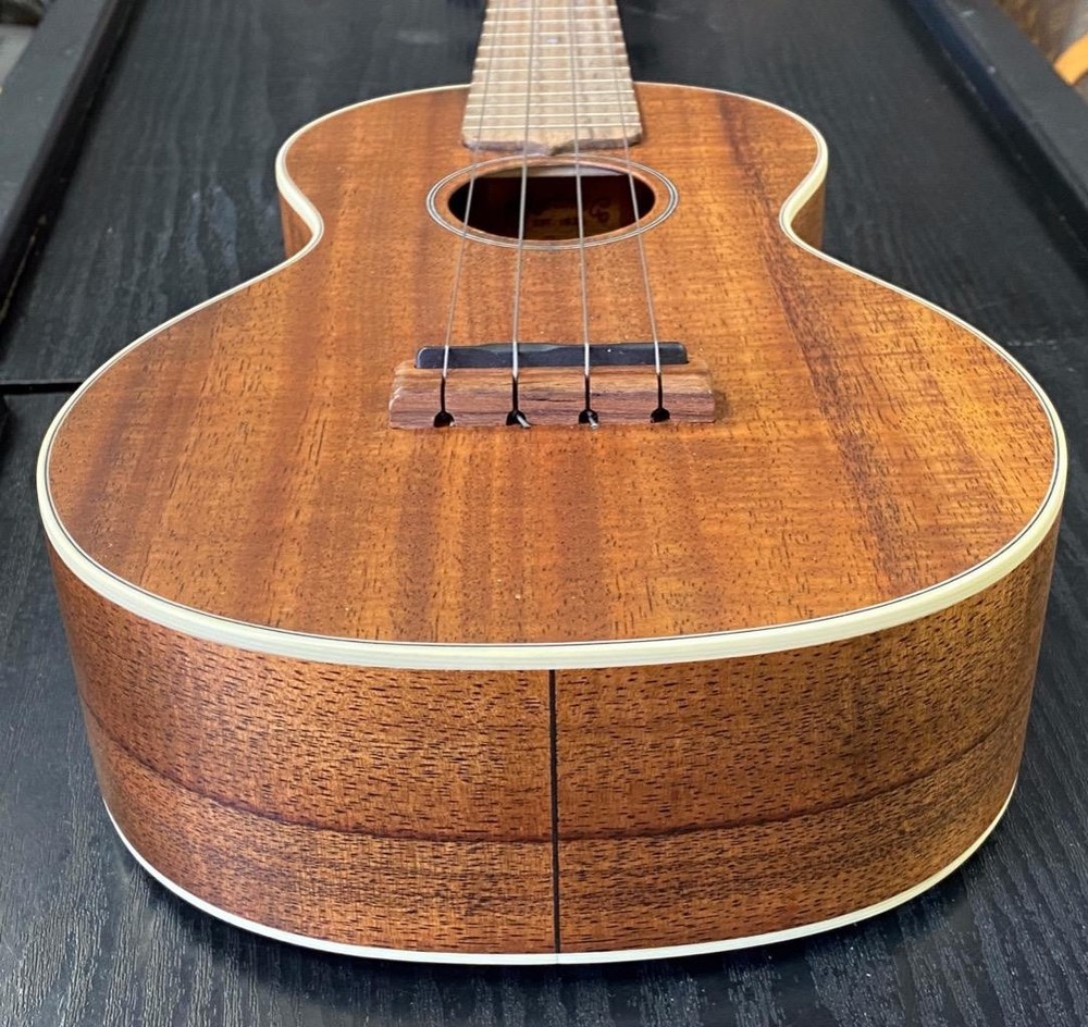 MARTIN 2K CONCERT SOLID FLAME KOA UKULELE- FOR REPAIRS ONLY.