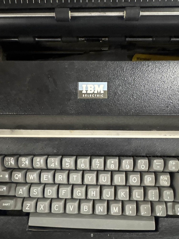 IBM Selectric Electric Typewriter Black