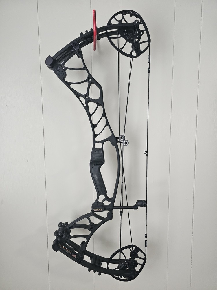 Hoyt Helix Compound Bow