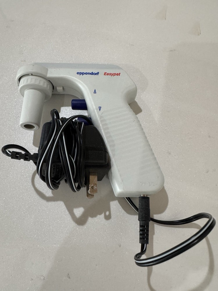 Eppendorf Easypet  Electronic Pipette Controller with Charger