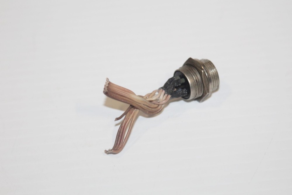 Slave Cable In Port Part - Eliminator Lighting E135 MKII Tracker Stage Light