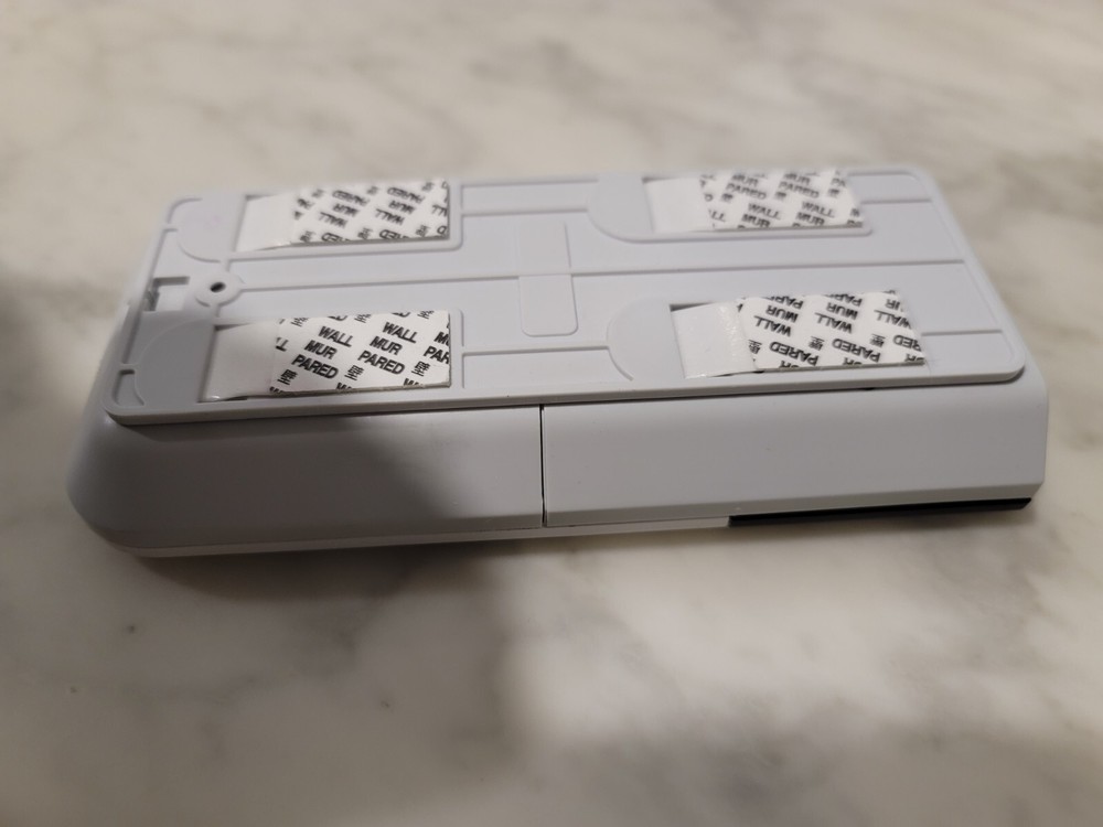 SimpliSafe Wireless Keypad - Touch-to-Wake Technology - Compatible with The Home