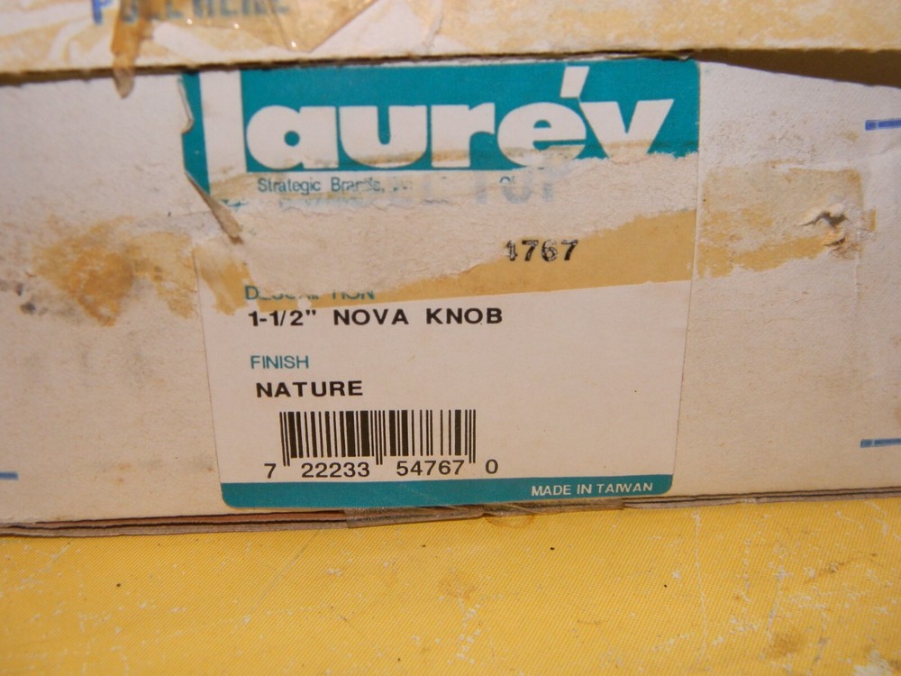 Laurey 54767 1 1/2" Nova Nature Knob Pull