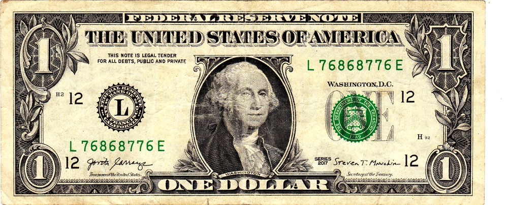 $1 2017 Fancy Serial L76868776E