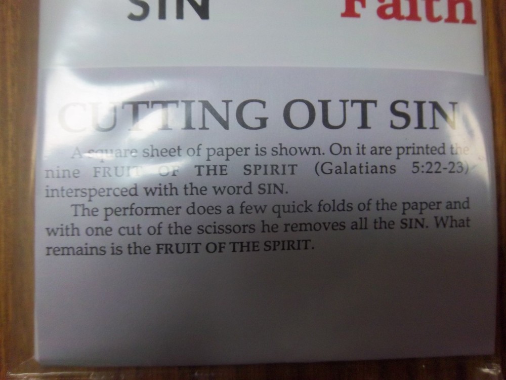 CLEARANCE--Cutting Out Sin, a Gospel Object Lesson