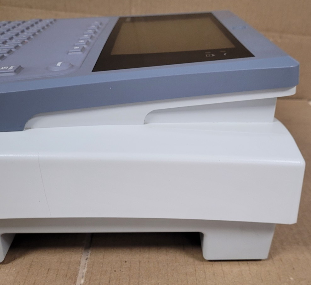 GE MAC 1600 Resting ECG Analysis Machine (TURNS ON!)