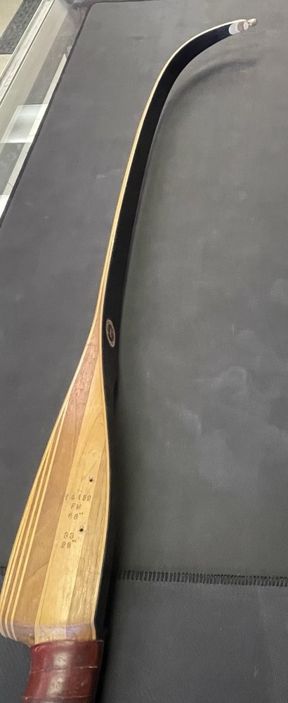 Vintage Root Field Master Recurve Bow