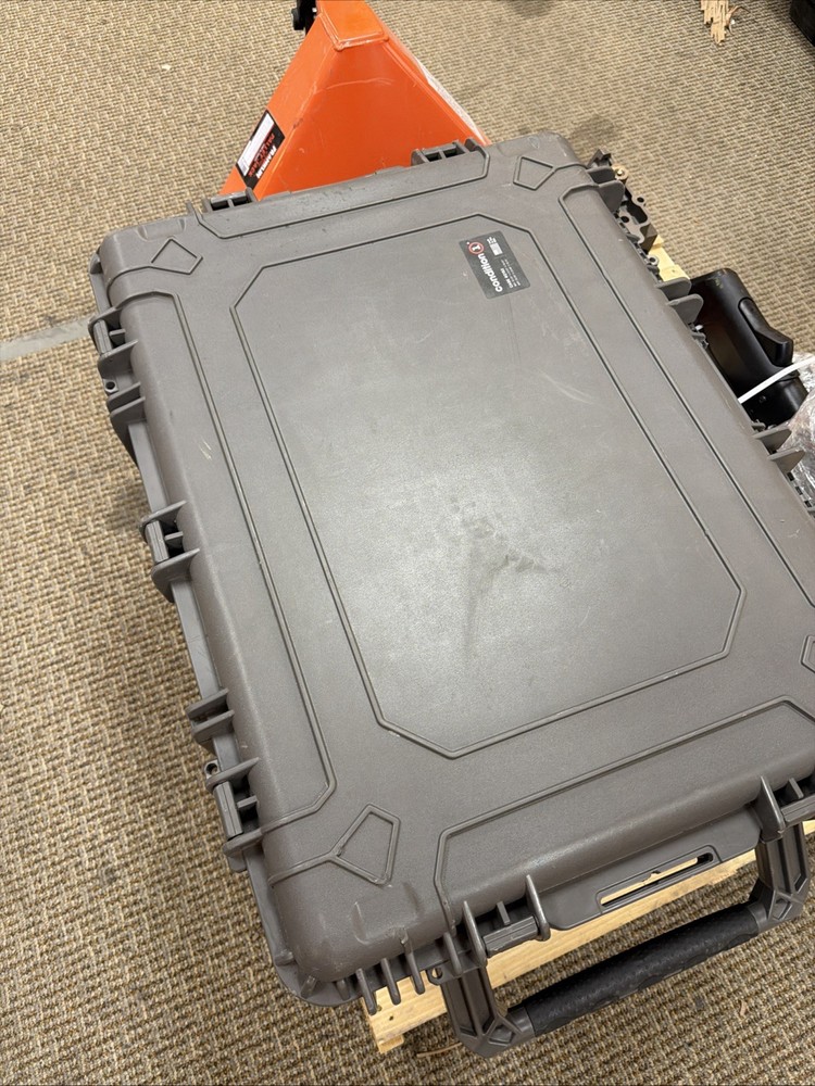 Condition 1: 33" LARGE CASE #2152