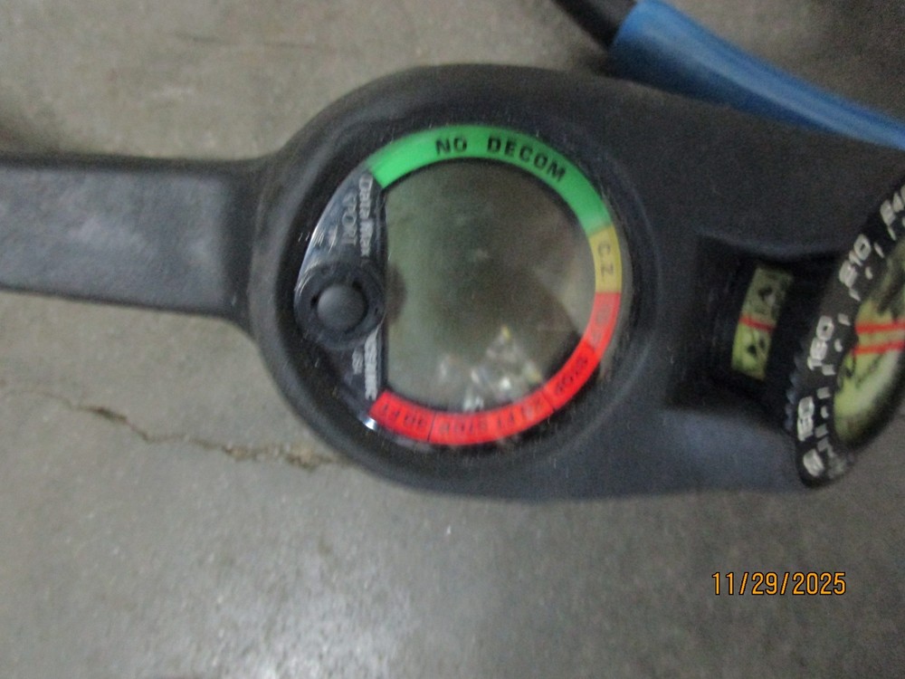 US Divers SE2 Regulator & Oceanic Data Max Sport Computer Untested