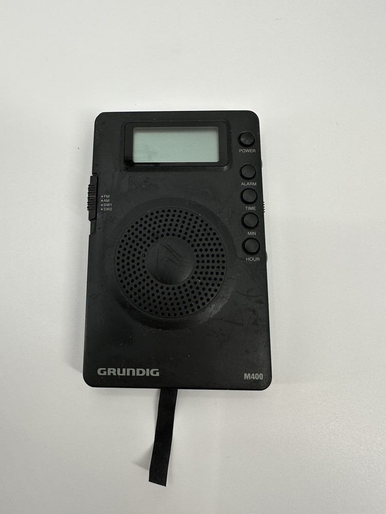 Grundig M400 World Receiver AM FM SW Clock -Missing Battery Lid