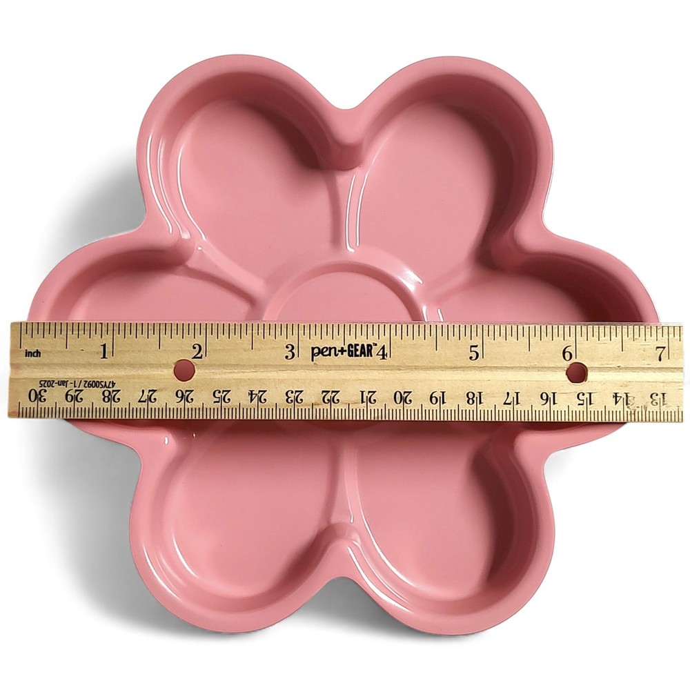4pc Celebrate It Pink Bakeware Flower Cake Pans