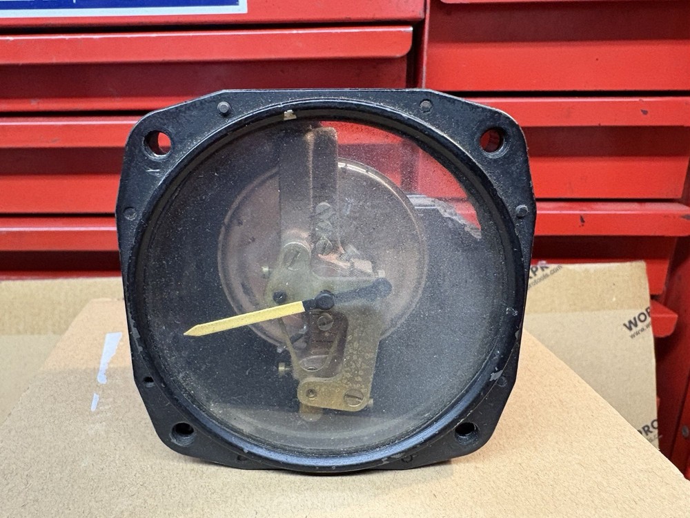 Vertical Speed Indicator Cut Away