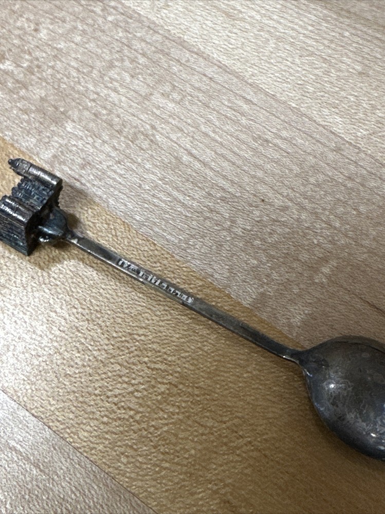 CASTLE TOPPER SOUVENIR SPOON 3D PLATED NICKEL SILVER VINTAGE RETRO COLLECTOR