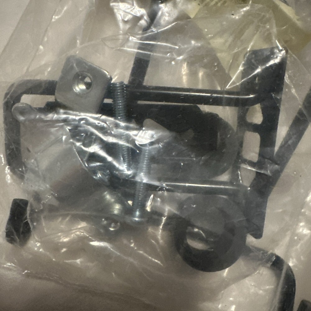 3133GB black basket long bracket