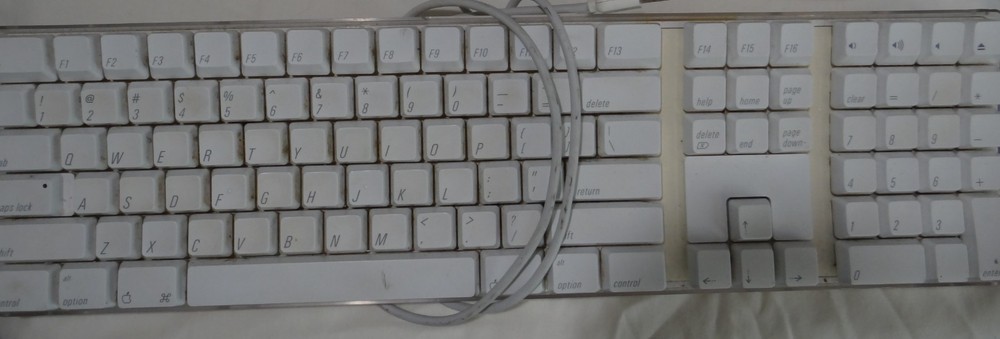 Apple Macintosh USB Keyboard and Mouse