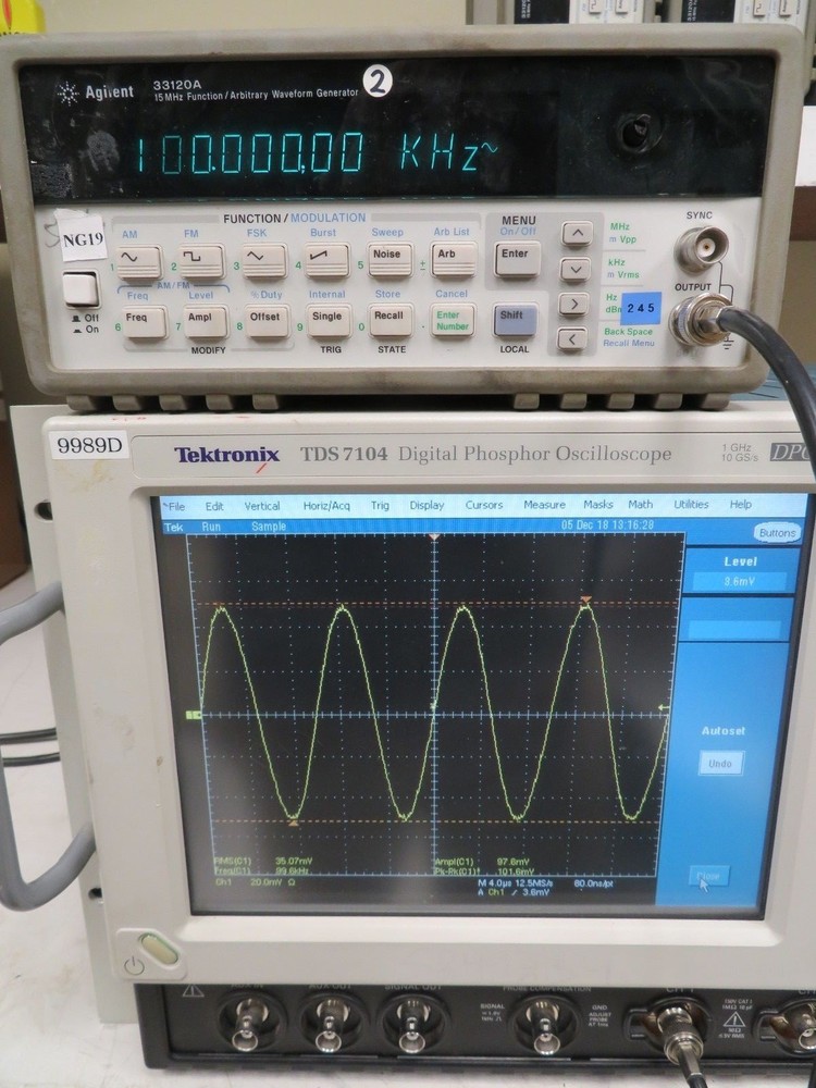 Agilent 33120A 15 Mhz Function/ Arbitrary Waveform Generator NG19