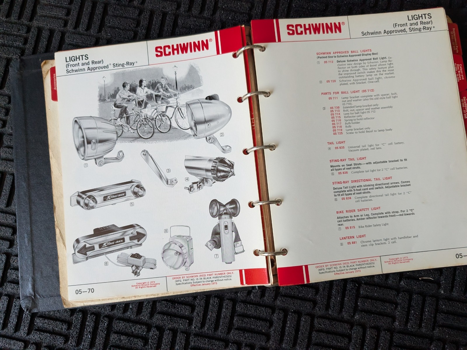 SCHWINN 1973 Bicycle Dealer Parts & Accessories Manual in Original Binder