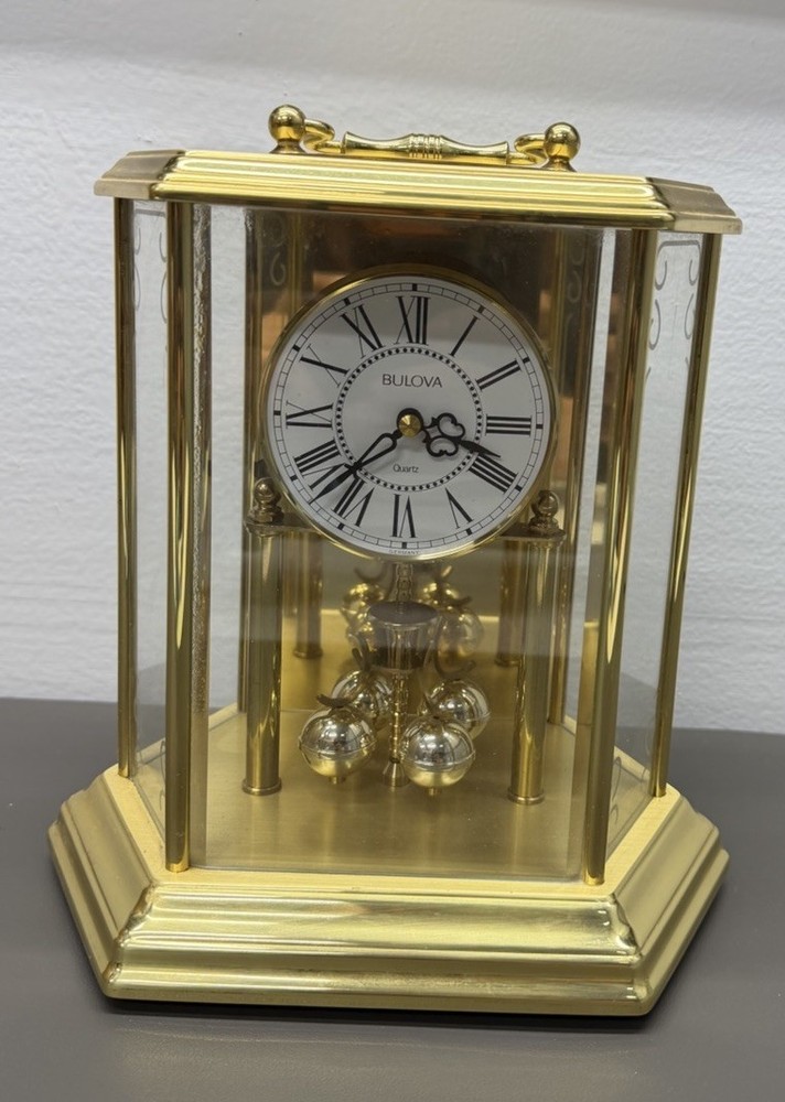 Vtg Bulova Echt Messing Solid Brass Quartz