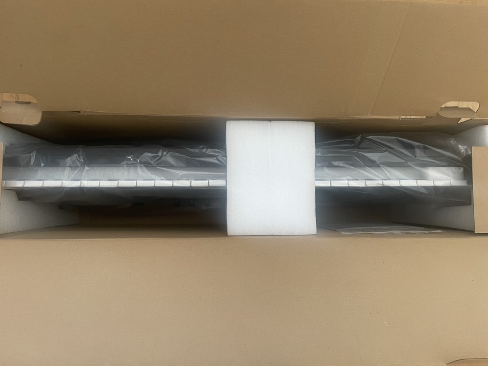 BRAND NEW Native Instruments Komplete Kontrol A49 MIDI Controller