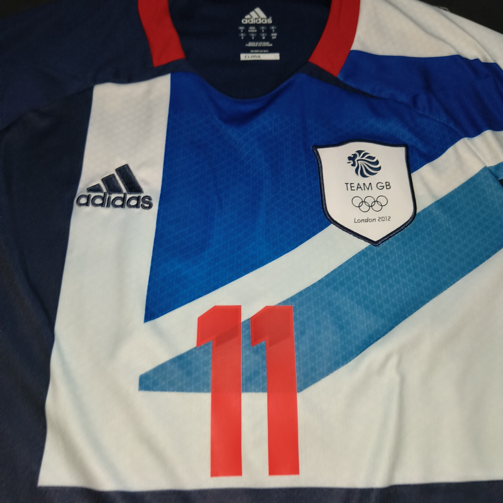 Great Britain Home Football Shirt Jersey 2012 Ryan Giggs Adidas Size S