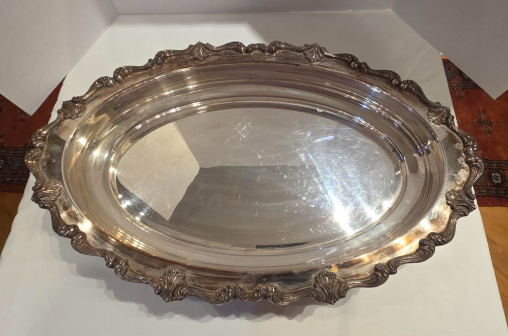 Silver Plated Oval Footed Serving Dish w/Pyrex 3qt Glass Insert 20" x 13"