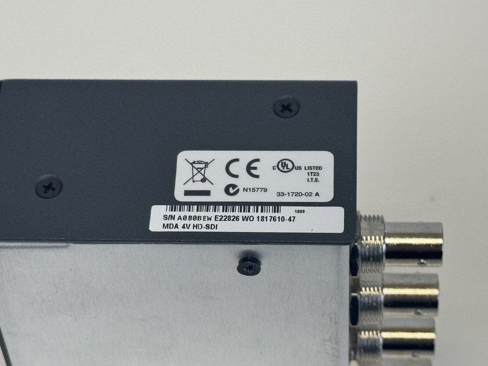 Shelf 36: Extron MDA 4V HD-SDI Distribution Amplifier