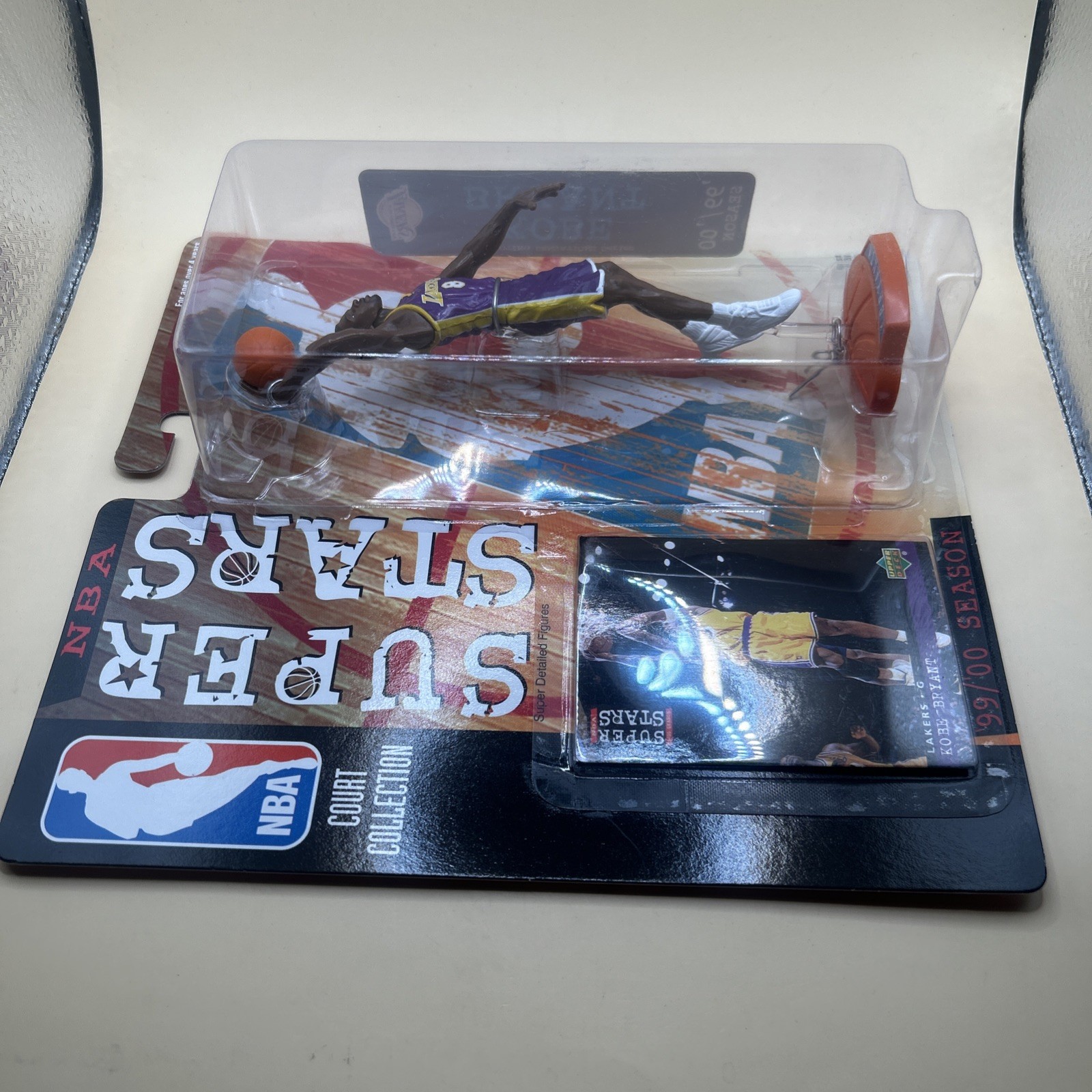 Mattel NBA Super Stars Kobe Bryant 1999/2000 Figure NEW