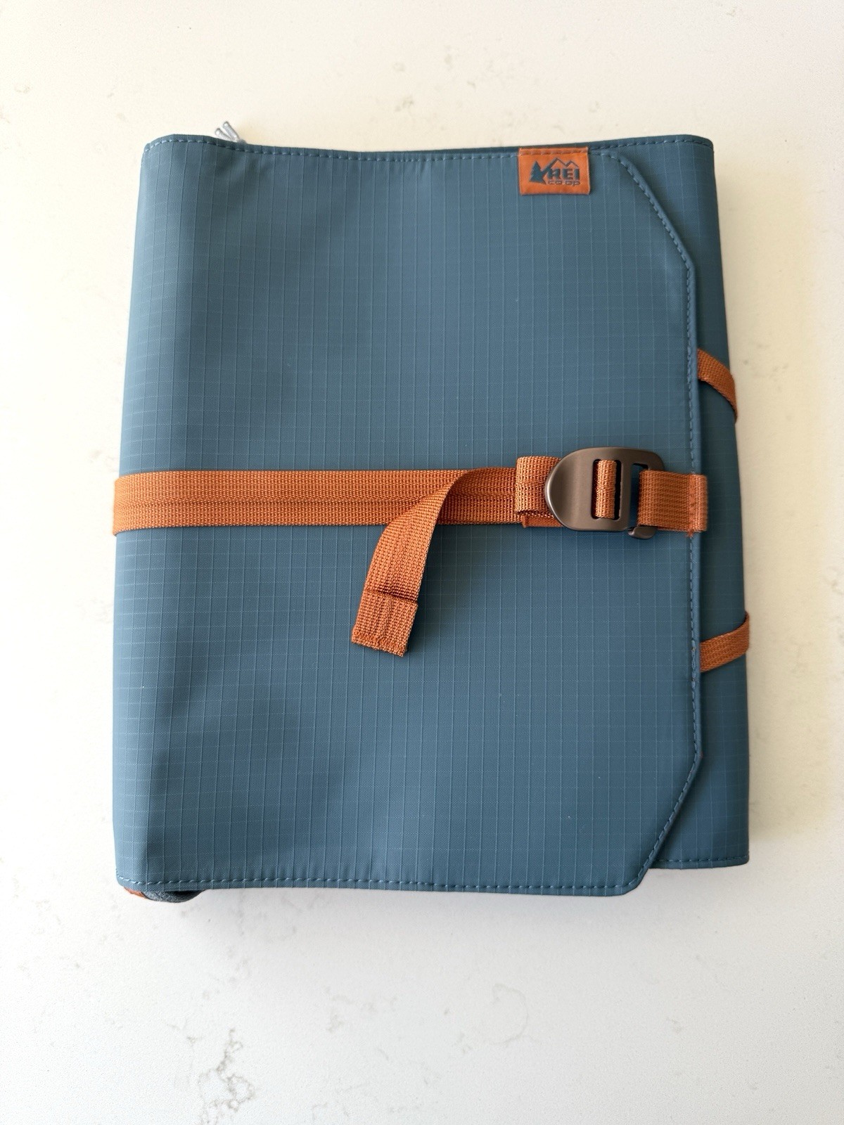 REI Co-op Hanging Toiletry Bag Orange Blue Travel Organizer Shower Roll - *READ*