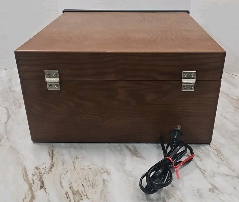 1960's CROSLEY STACK - O - MATIC RECORD PLAYER MODEL CR85 WITH MANUAL 2006